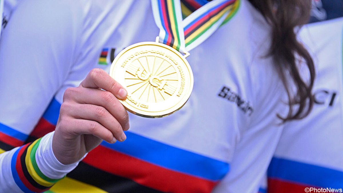 POLL: Wie kroont zich tot wereldkampioene bij de vrouwen?