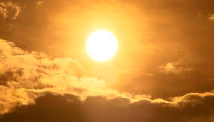 Scientists Say Scorching Temperatures Brought on by the 'Super' El Niño Could Kill Nearly Half a Million People by Febr…