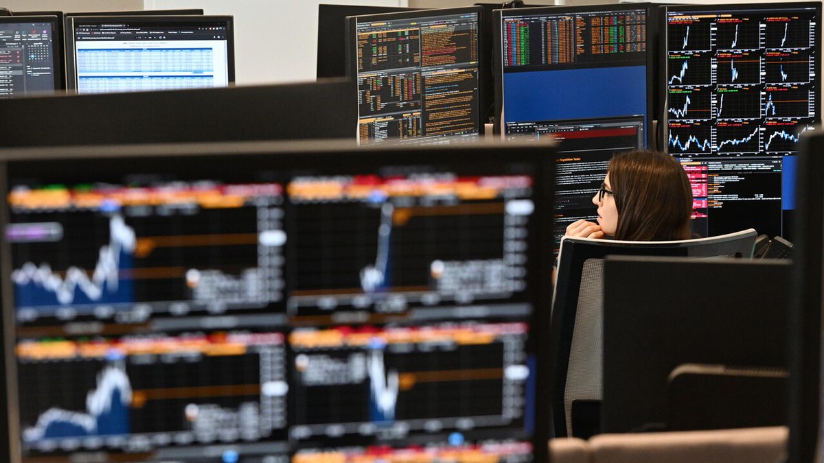 Lo spread Btp-Bund scende a 91 punti