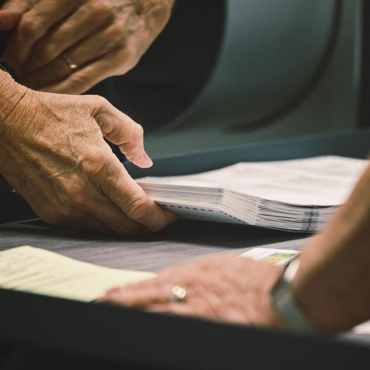 Supreme Court Allows Federal Voter Identification Tool Ahead of Midterms