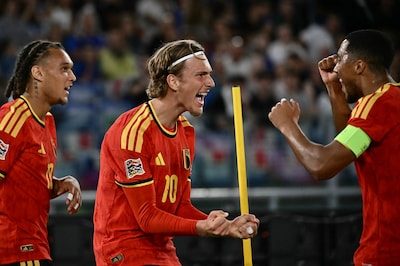 LIVE. Senne Lammens houdt vroeg in de tweede helft Moise Kean van de gelijkmaker