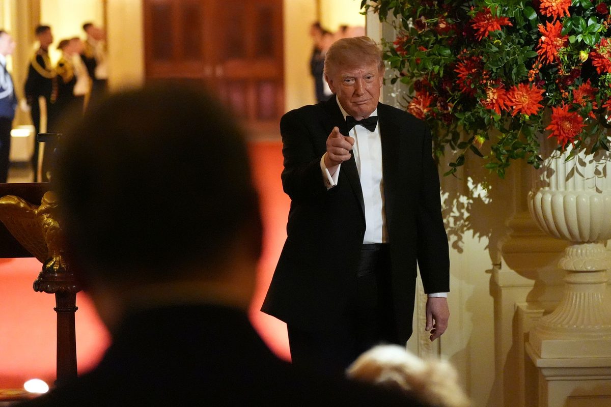 Trump anklaget Kina for voldtekt og ran. Nå har han snudd. Hva får han igjen for det?