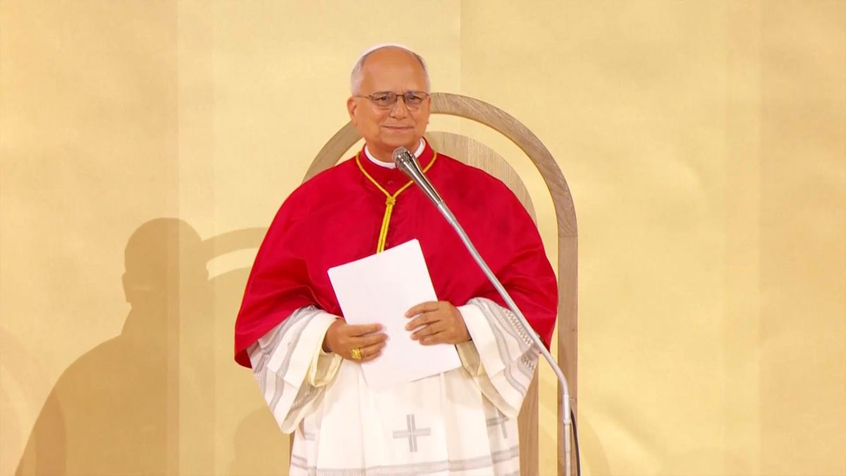 DIRECT. Le pape Léon XIV arrive ce matin en France pour une visite de quatre jours, des centaines de milliers de fidèle…
