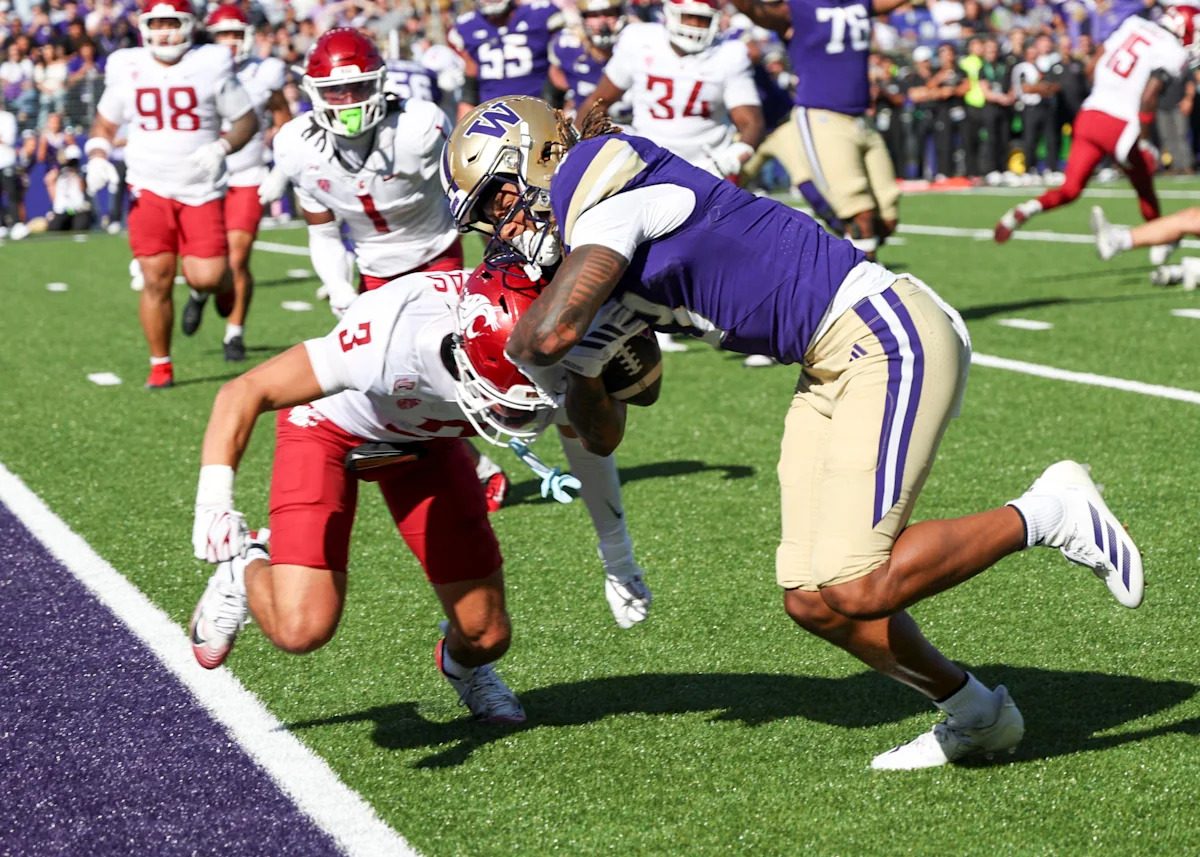 Apple Cup stays put, Huskies beat Cougars 24-10