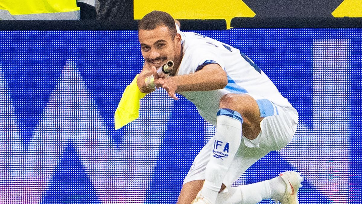 Nations League: Israels Stürmer Abu Farkhi muss nach Torjubel vom Platz