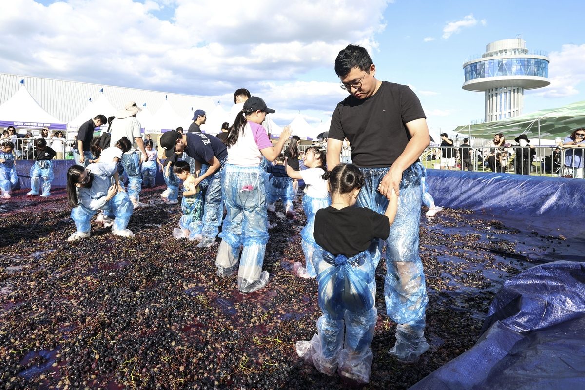 제12회 화성송산포도축제 성료…관광객 12만명 방문