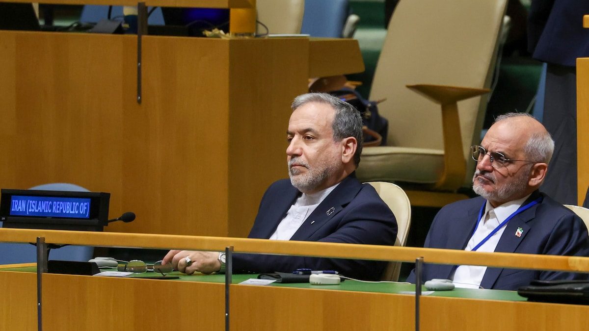 Iran om syv dages-plan: Hormuzstrædet kan genåbne, hvis USA accepterer krav