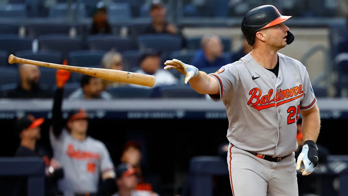 Pete Alonso homers twice to take over AL lead as Orioles rout Yanks 10-2 in doubleheader opener
