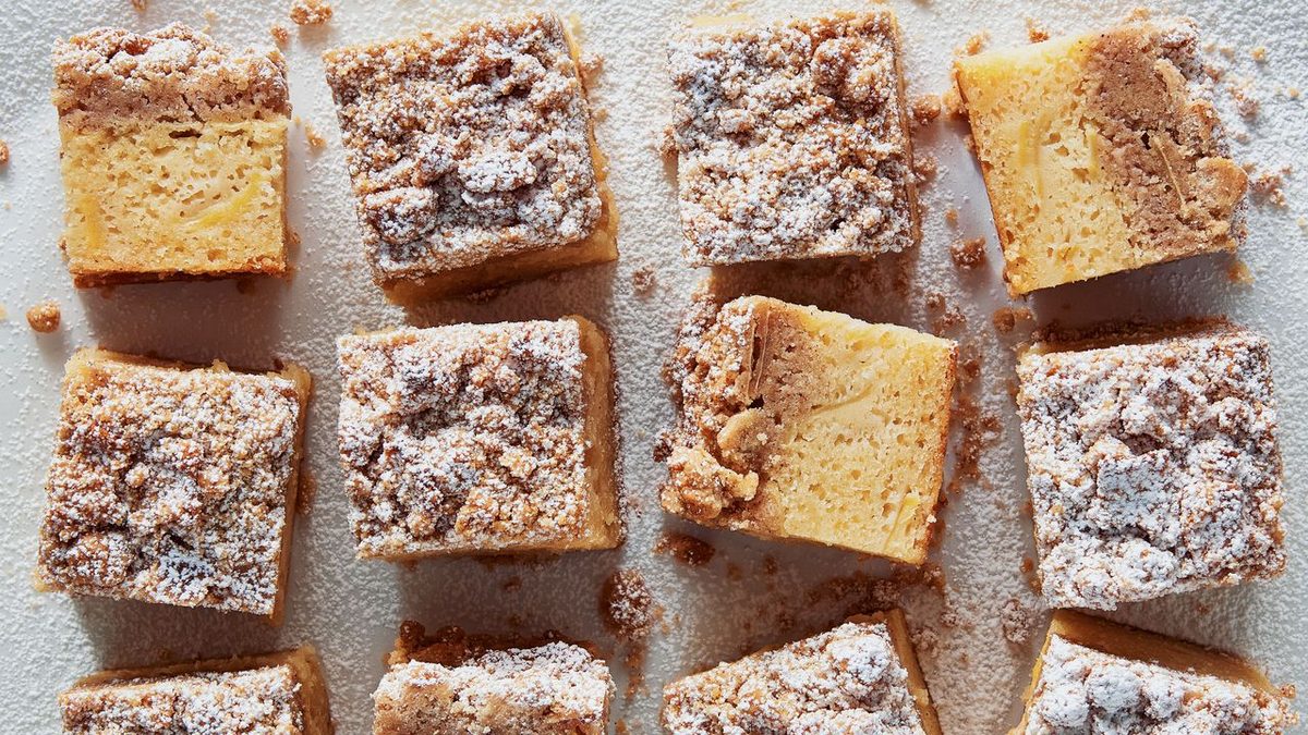 Dutch Apple Snacking Cake
