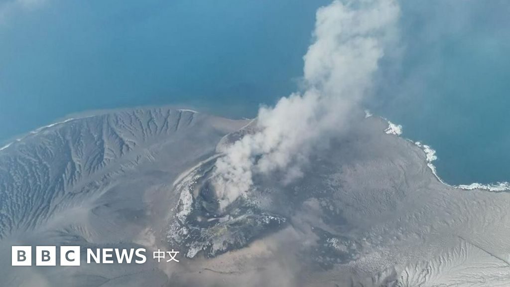 印尼火山爆發，17萬名旅客滯留機場