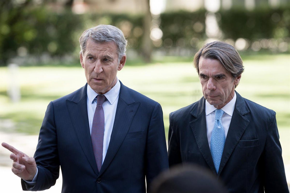 Feijóo acusa al Gobierno de usar a Maricarmen y pide dar una "oportunidad" al PP para "arreglar" el problema de vivienda