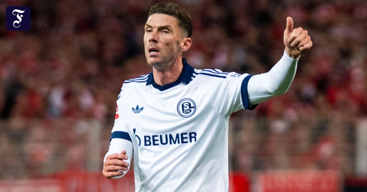 3:1 bei Union Berlin: Gosens führt Schalke zum Sieg