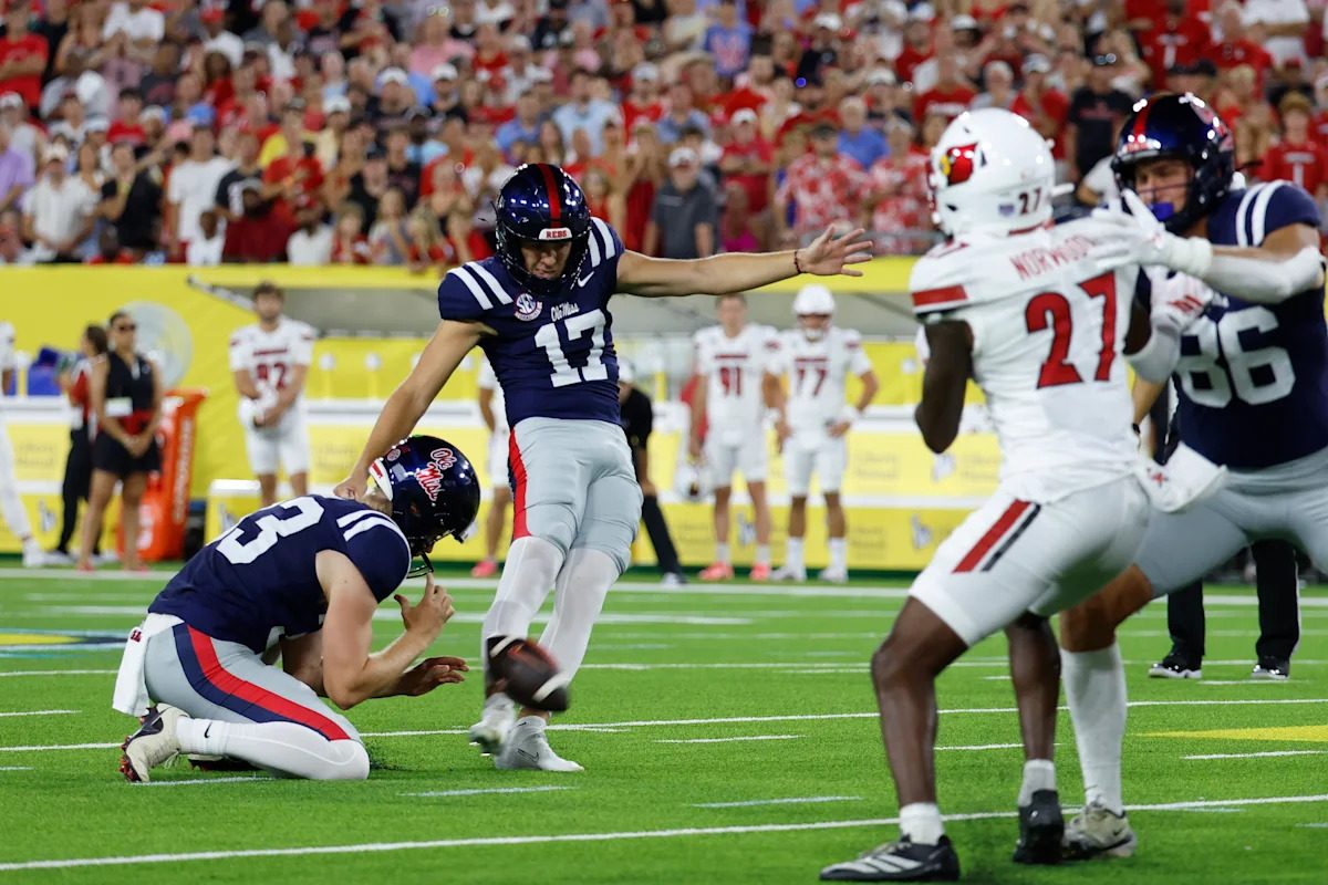 Lucas Carneiro drills game-winning field goal as time expires to give No. 9 Ole Miss a 41-38 win over No. 24 Louisville