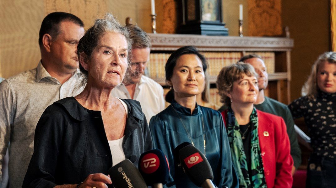 Borgmester får kritik for at være "umættelig" i strid om hjemløsemillioner