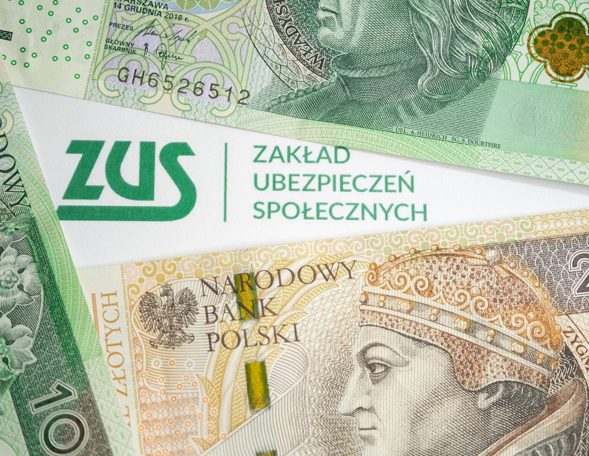 Składki ZUS i NFZ w 2027 r. Ponad 40 tys. zł za pracującego