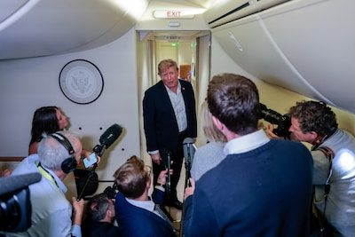 Trump staat CNN niet toe aan boord van Air Force One