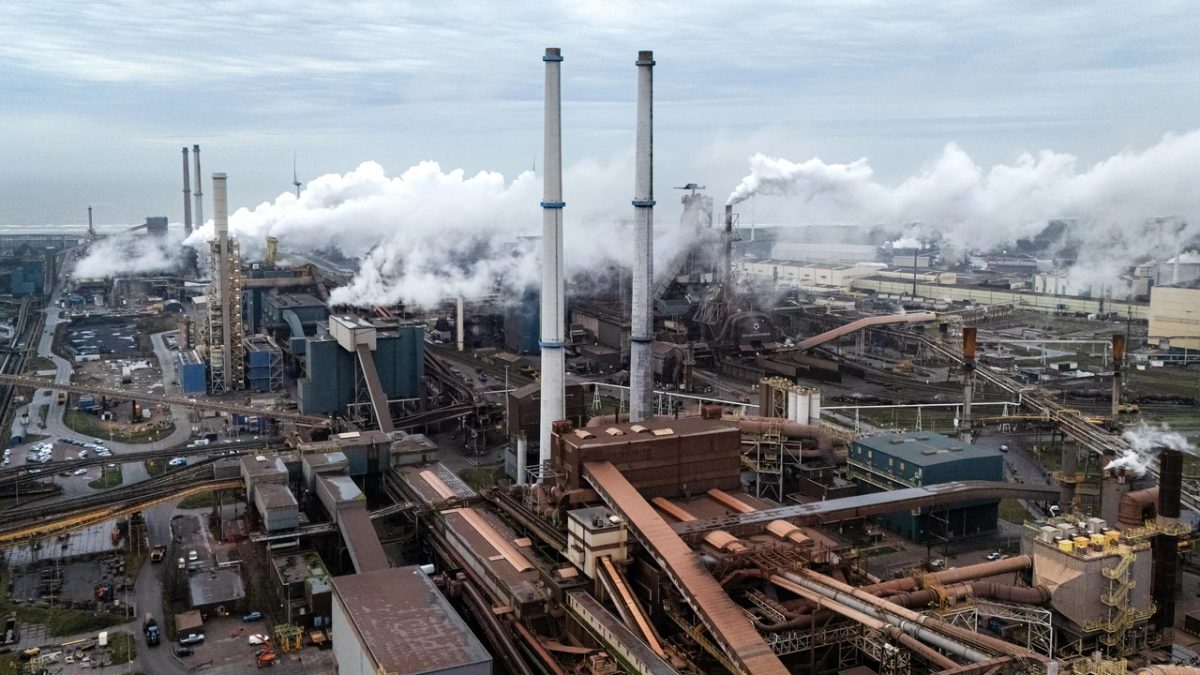 25/9 in Nieuwsuur: Vergroening Tatasteel • Hormuz open? • Experiment verwarde personen