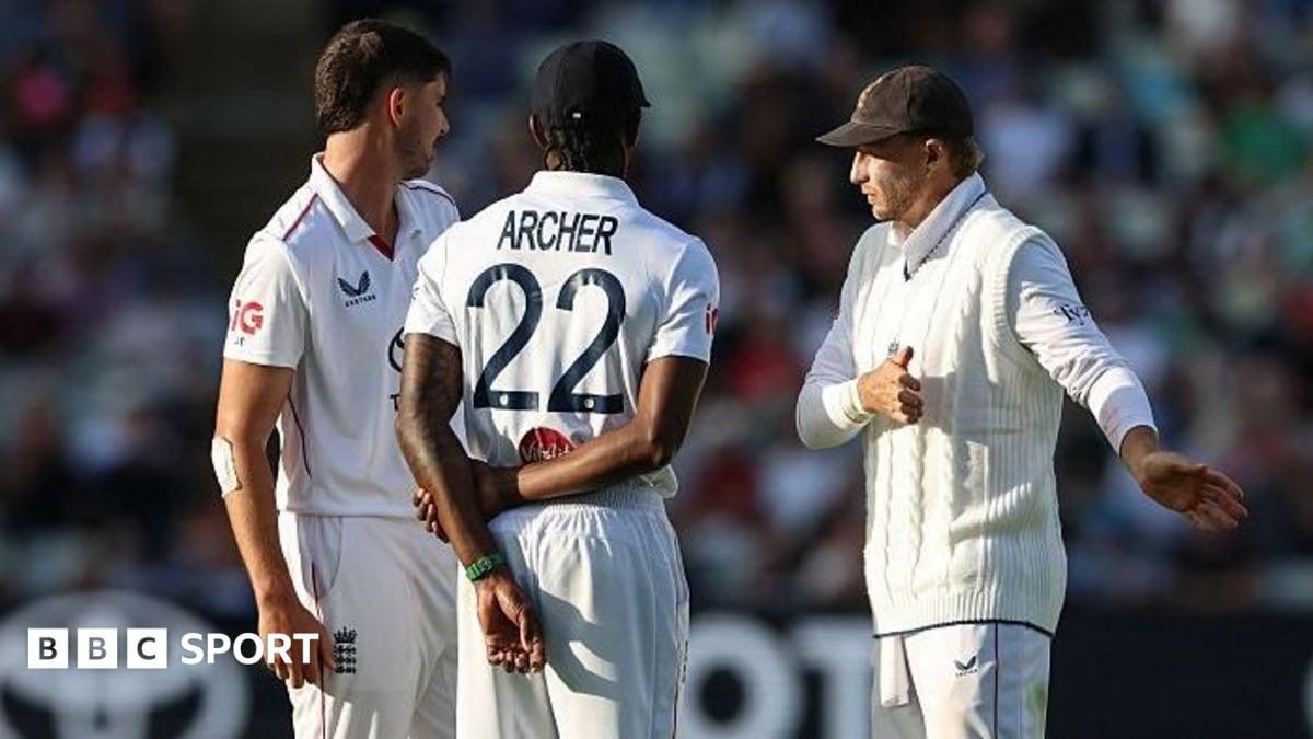 'Out of control' - Cook questions England tactics