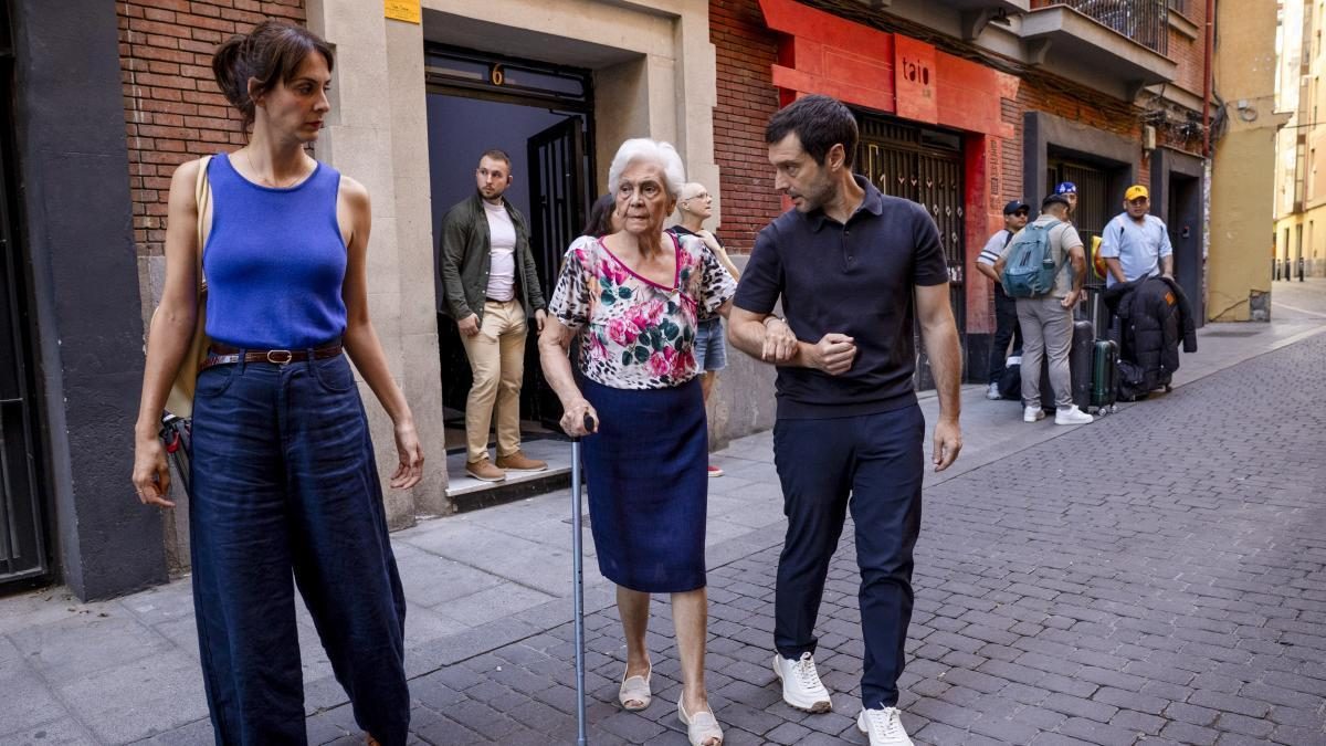 La inmobiliaria propone que Maricarmen vuelva a su casa y Almeida lo rechaza