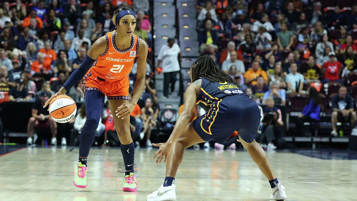 Former Connecticut Sun standout DiJonai Carrington reflects on team's final game in state: 'So sad'