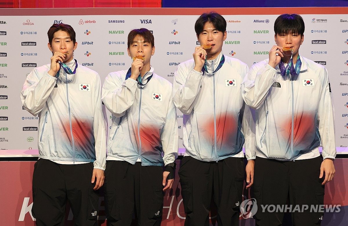 [아시안게임] 3대3 농구 사상 첫 우승 주역들 "이현중 형 본받고 싶어요"