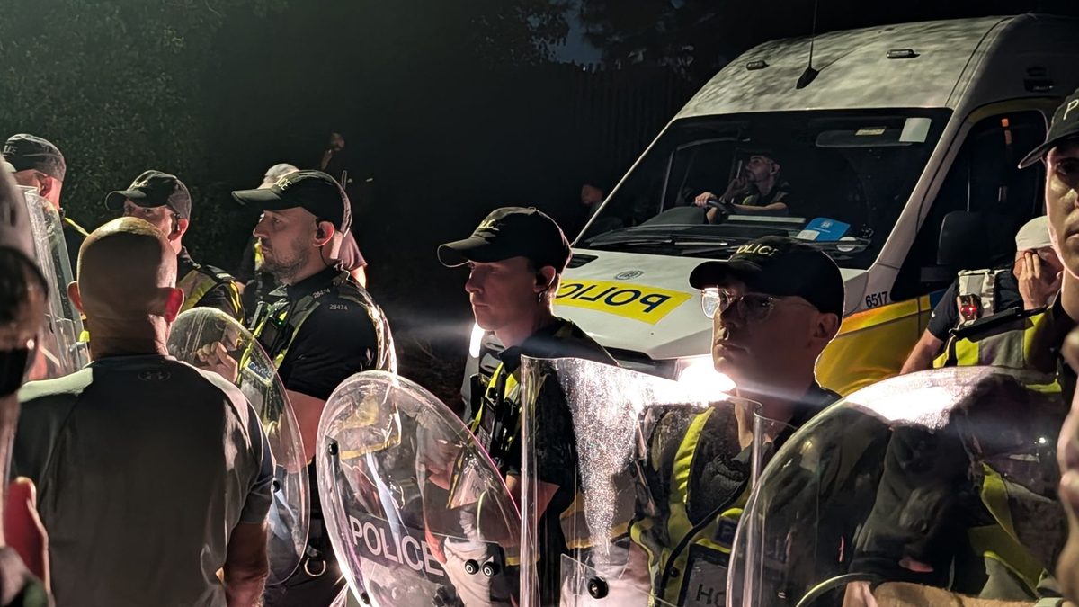 First arrest over anti-migrant protests in Portsmouth