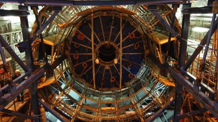 W LHC odtworzono zderzenia promieni kosmicznych z ziemską atmosferą