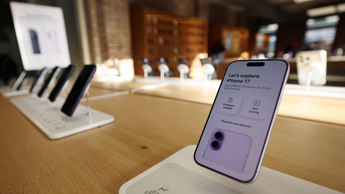 Dall'iPhone pieghevole all'evoluzione dell'IA, le sfide tecnologiche autunnali
