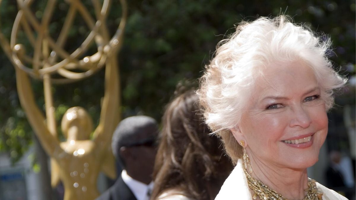 Venezia, il programma di oggi: Ellen Burstyn Leone alla Carriera e Strippoli in gara