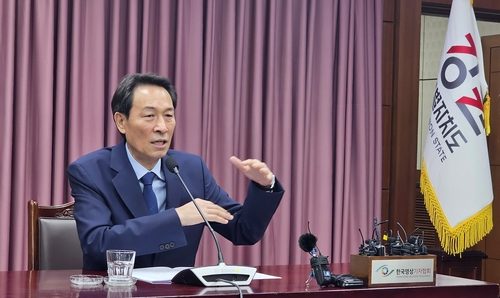 우상호 지사 "원주 KT·춘천 신세계와 AI 데이터센터 투자 협의"(종합)