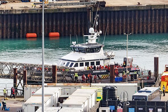 Fears Channel migrants used 'decoy call' to fool Border Force