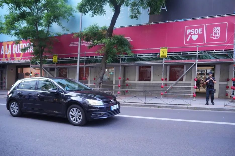 El PSOE se apresura a asegurar que está "absolutamente tranquilo" con la investigación de un contrato ficticio de 15 mi…