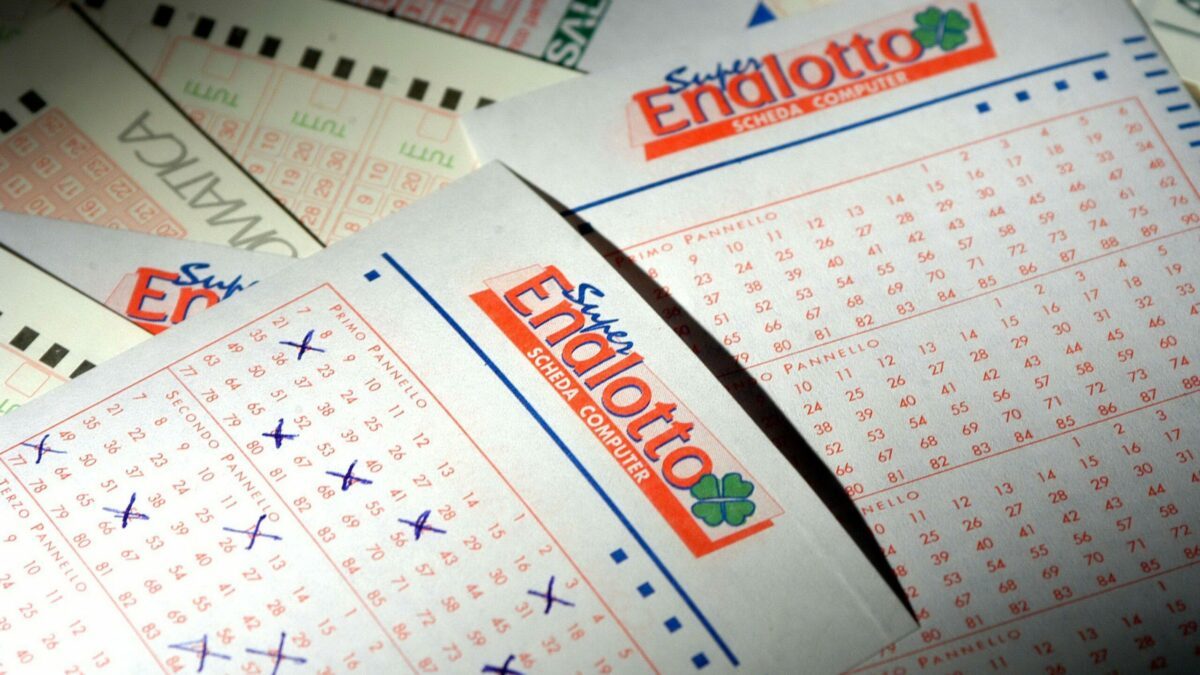 SuperEnalotto, centrato il “6” da 223 milioni di euro a Oggiono nel Lecchese