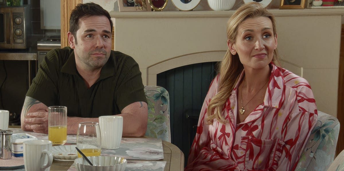 Coronation Street's Eva leaves chilling clue in aftermath of horror fall