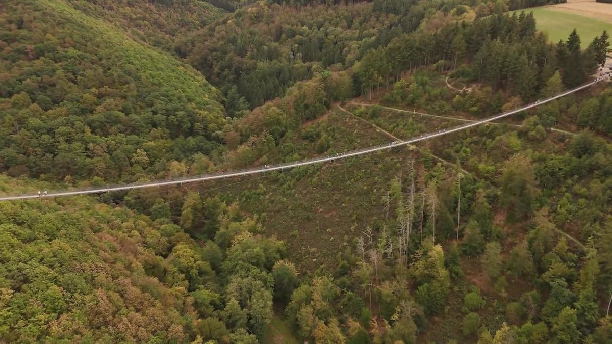 Wie eine Brücke ein Dorf belebt