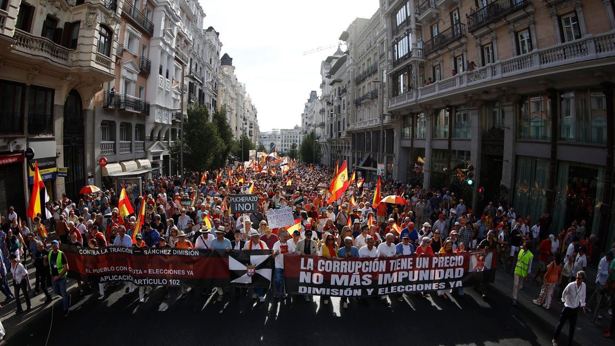 Última hora política, en directo | PP y Vox secundan una marcha en Madrid en la que piden apoyar a Ceuta y la convocato…