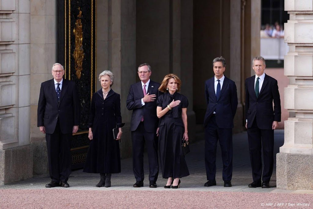 Brits hof herdenkt terreuraanslagen 9/11 met ceremonie