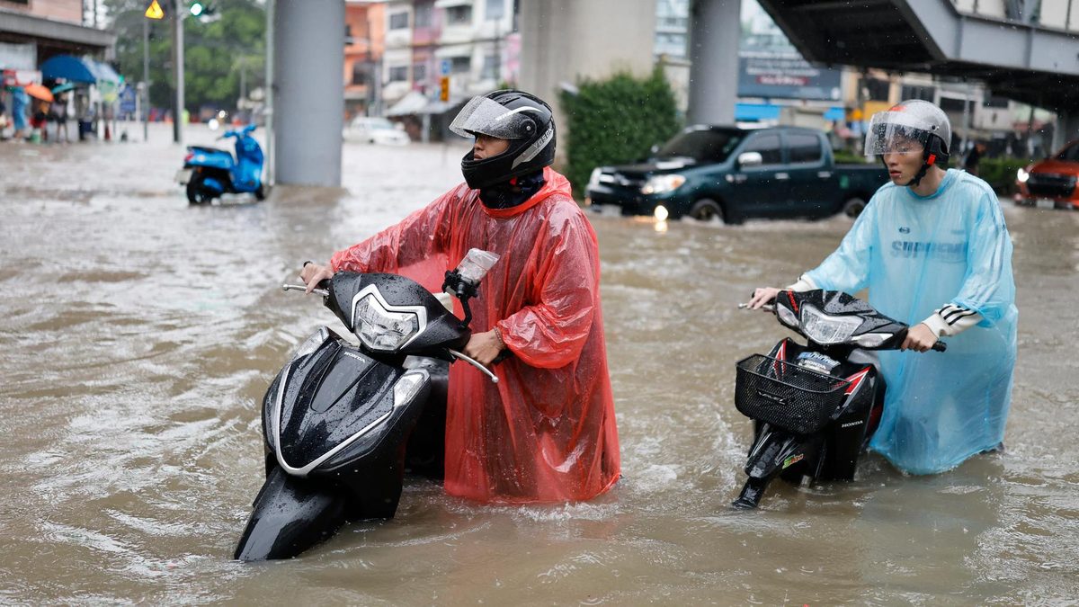Inondations monstres et gros dégâts à Bangkok, l’état de catastrophe naturelle déclaré