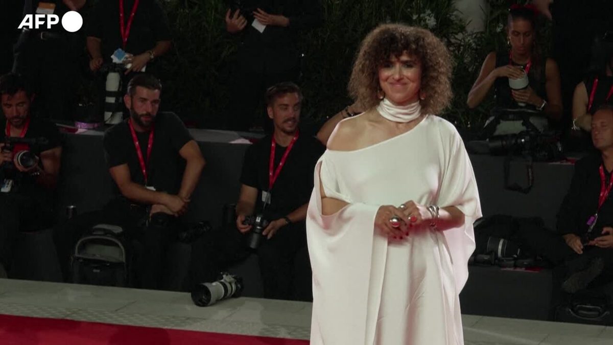 Venezia 83, il red carpet per l’anteprima di "Woman Unknown"