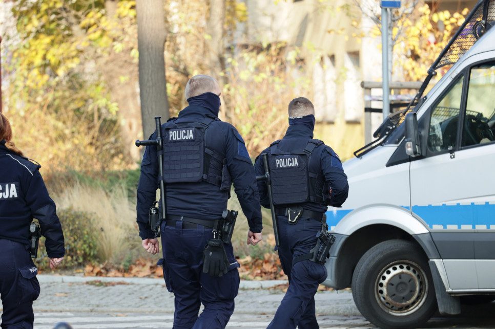 Kibolska ustawka nad zalewem. Policja znalazła porzucone rękawice i ochraniacze na zęby