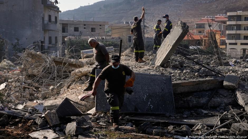 Middle East: Israeli strikes kill several in Lebanon