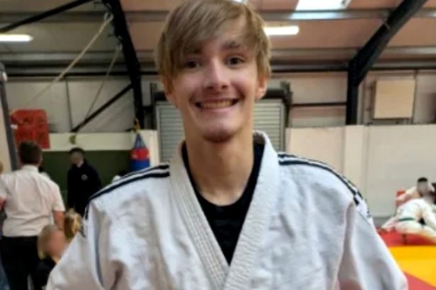 Family pay tribute to ‘talented’ boy, 16, who died after car crashed into tree in Defford