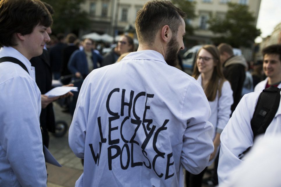 Kto będzie leczył chorych na raka? „Nie można dorobić w sektorze prywatnym”