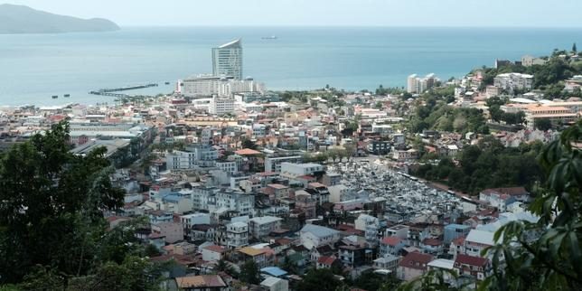 En Martinique, la collectivité adopte un plan de redressement de près de 69 millions d’euros face à une dette record