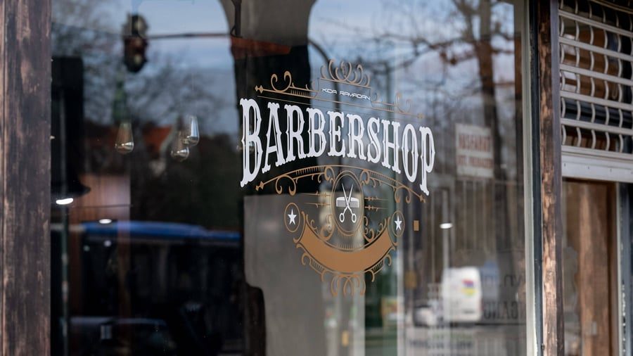 Zollkontrolle: Zoll kontrolliert bundesweit in Barbershops und Friseure