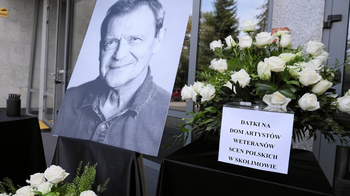 Pogrzeb Jana Frycza. Artyści żegnają zmarłego aktora. "Grałeś, jakbyś oddychał"