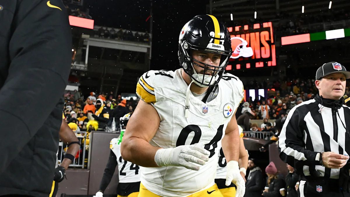 Report: Giants to sign DL Dean Lowry to practice squad