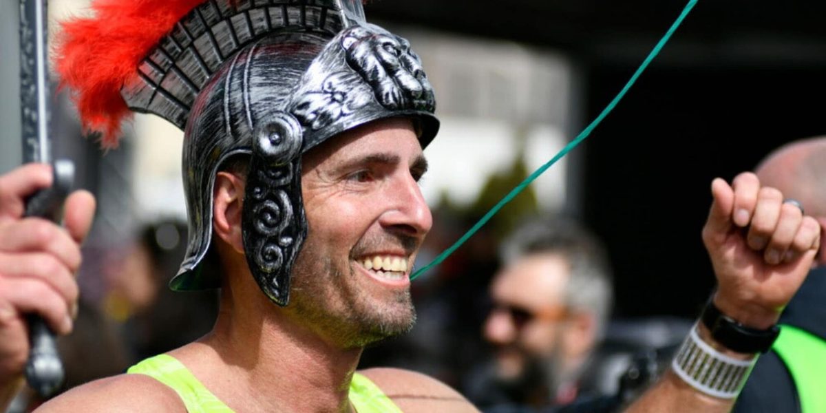 L'elmo dei centurioni &egrave; la medaglia della Run Rome The Marathon 2027