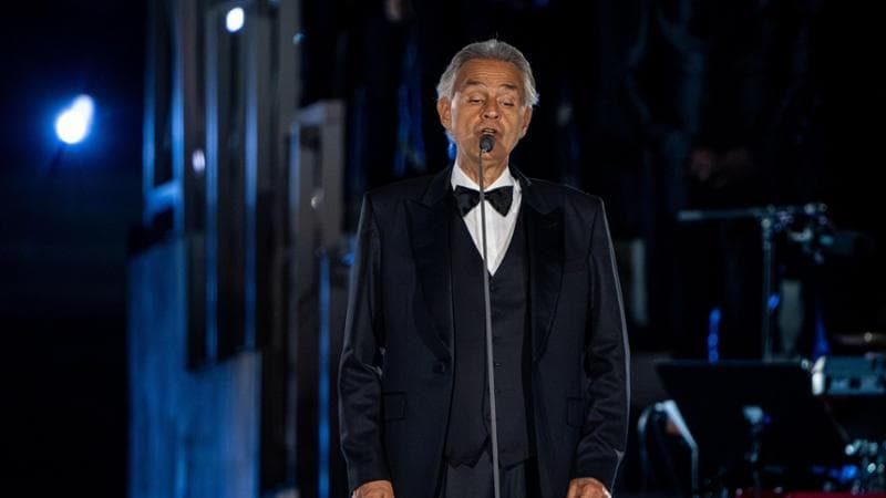 Andrea Bocelli: esce “Romanza 30th Anniversary” con una versione inedita di “Con te partirò”