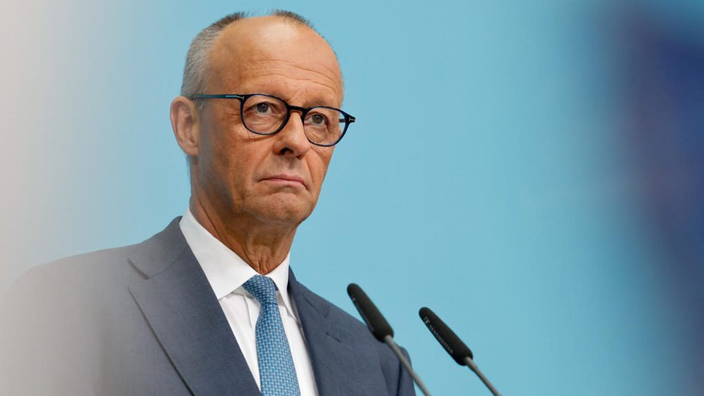 "Nous devons mieux expliquer les réformes" : face à l'extrême droite, Merz veut maintenir le cap